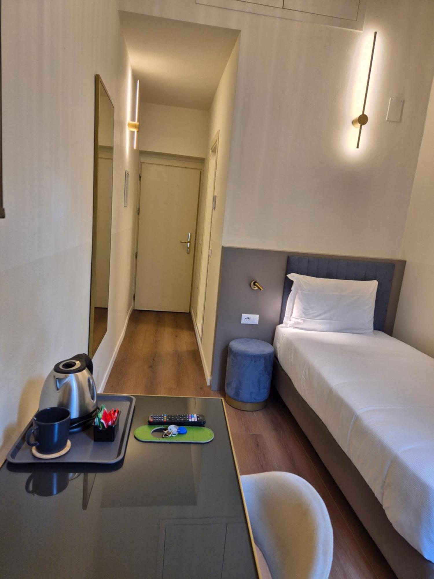 Hotel Duca D'Aosta Florencia Exterior foto