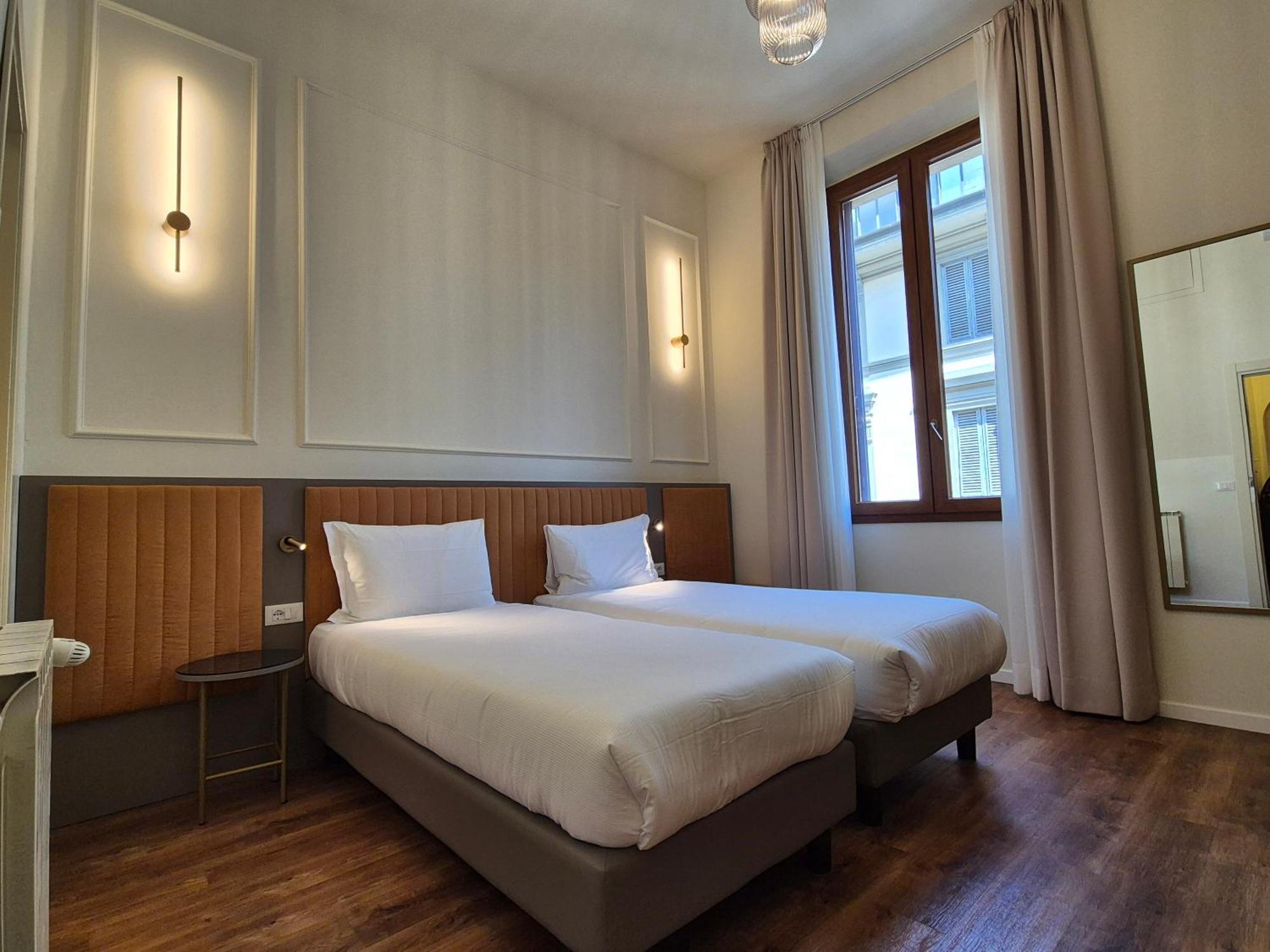 Hotel Duca D'Aosta Florencia Exterior foto