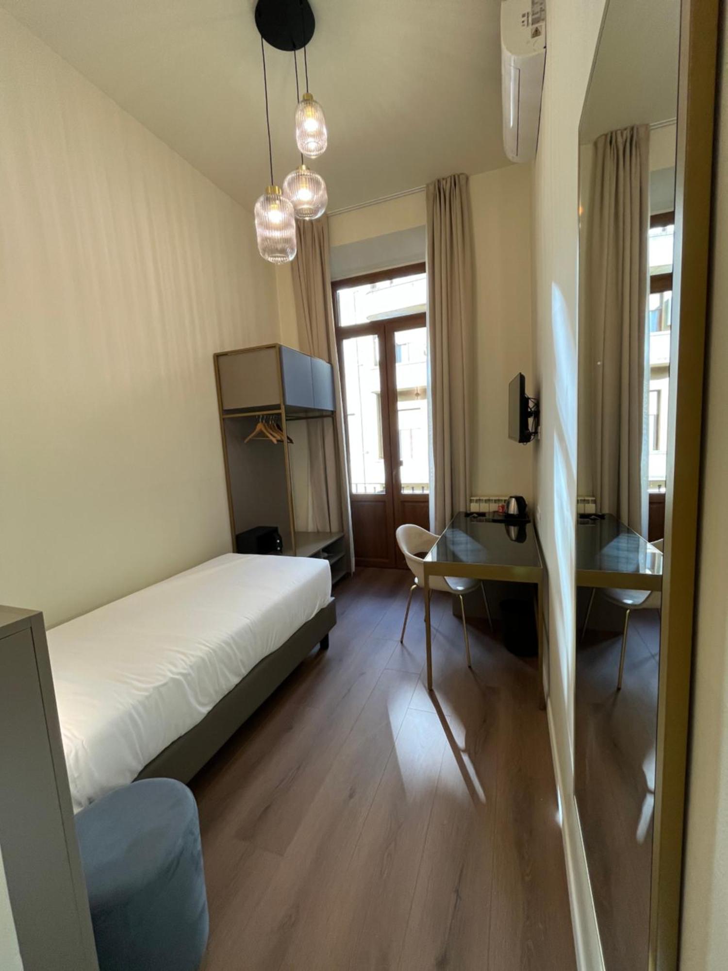 Hotel Duca D'Aosta Florencia Exterior foto